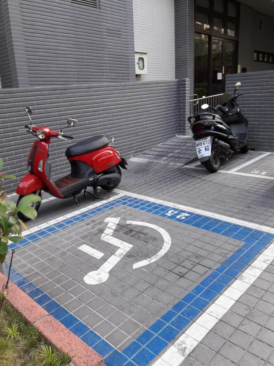 Hotel Intrendy Taishan Exterior foto